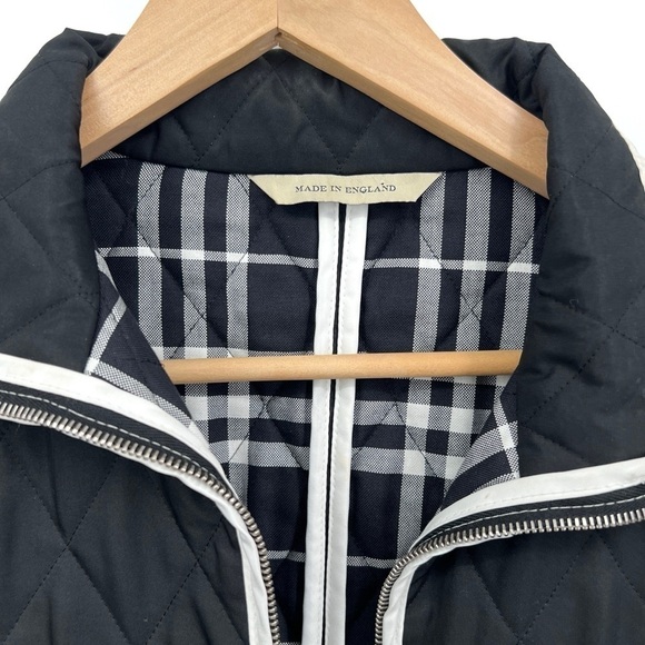 BURBERRY Burberry Black Quilted Button Jacket Women's Designer Outerwear Medium - Picture 4 of 15